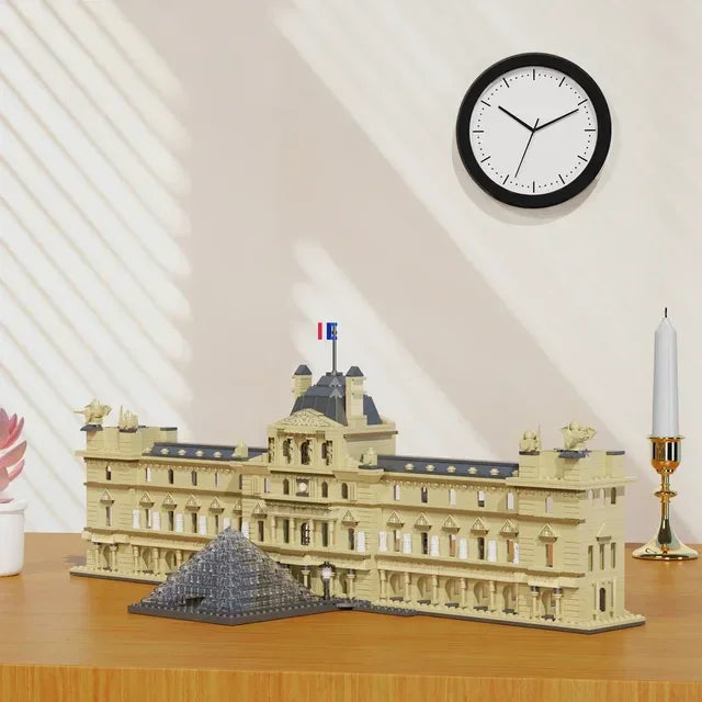 Museu do Louvre (1353 peças)