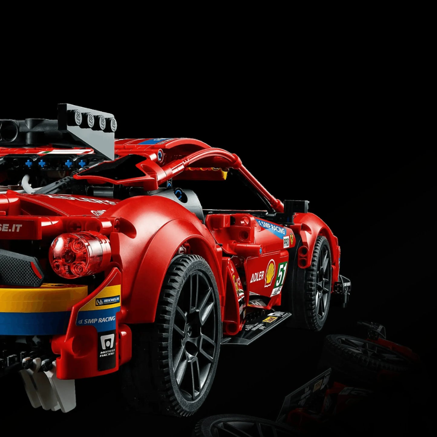 Ferrari 488 GTE (1677 pçs) OFF - Brics Craft