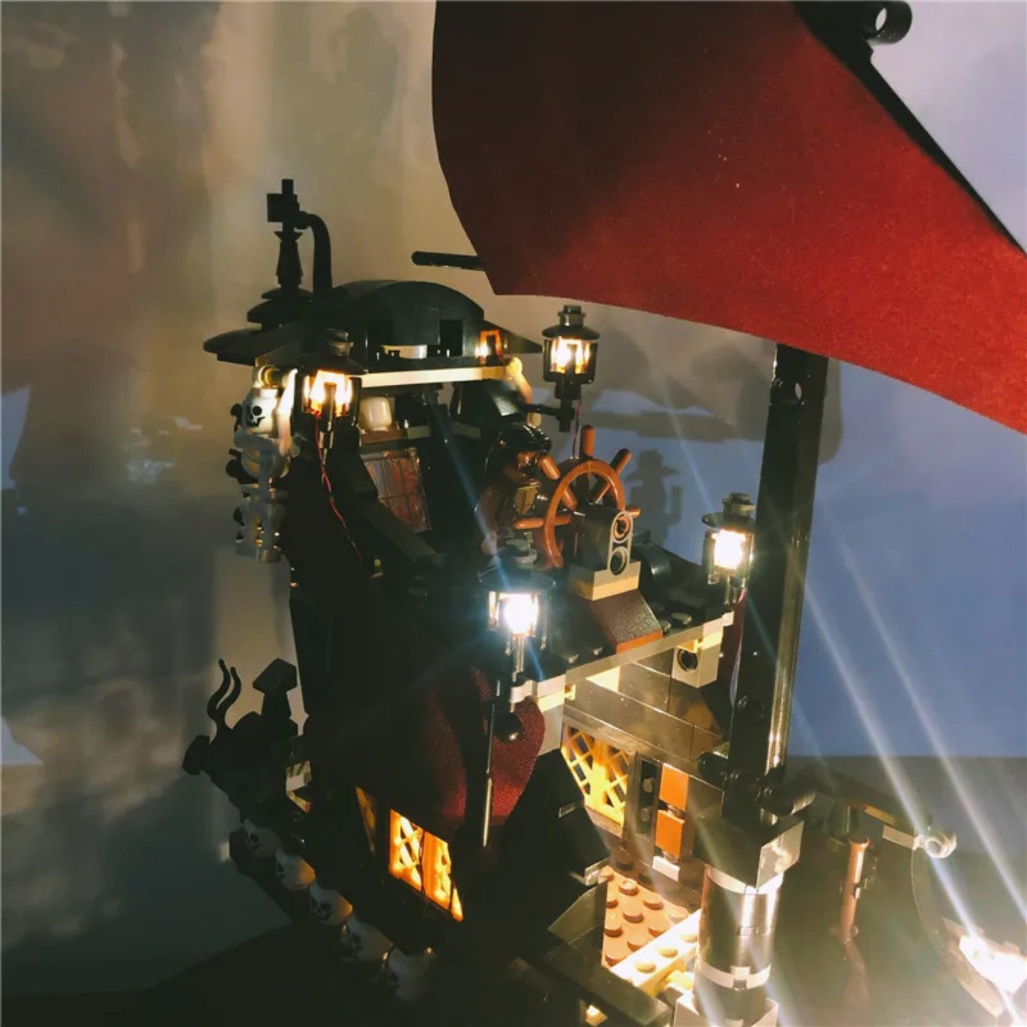 Iluminação para Navio Vingança da Rainha Ana