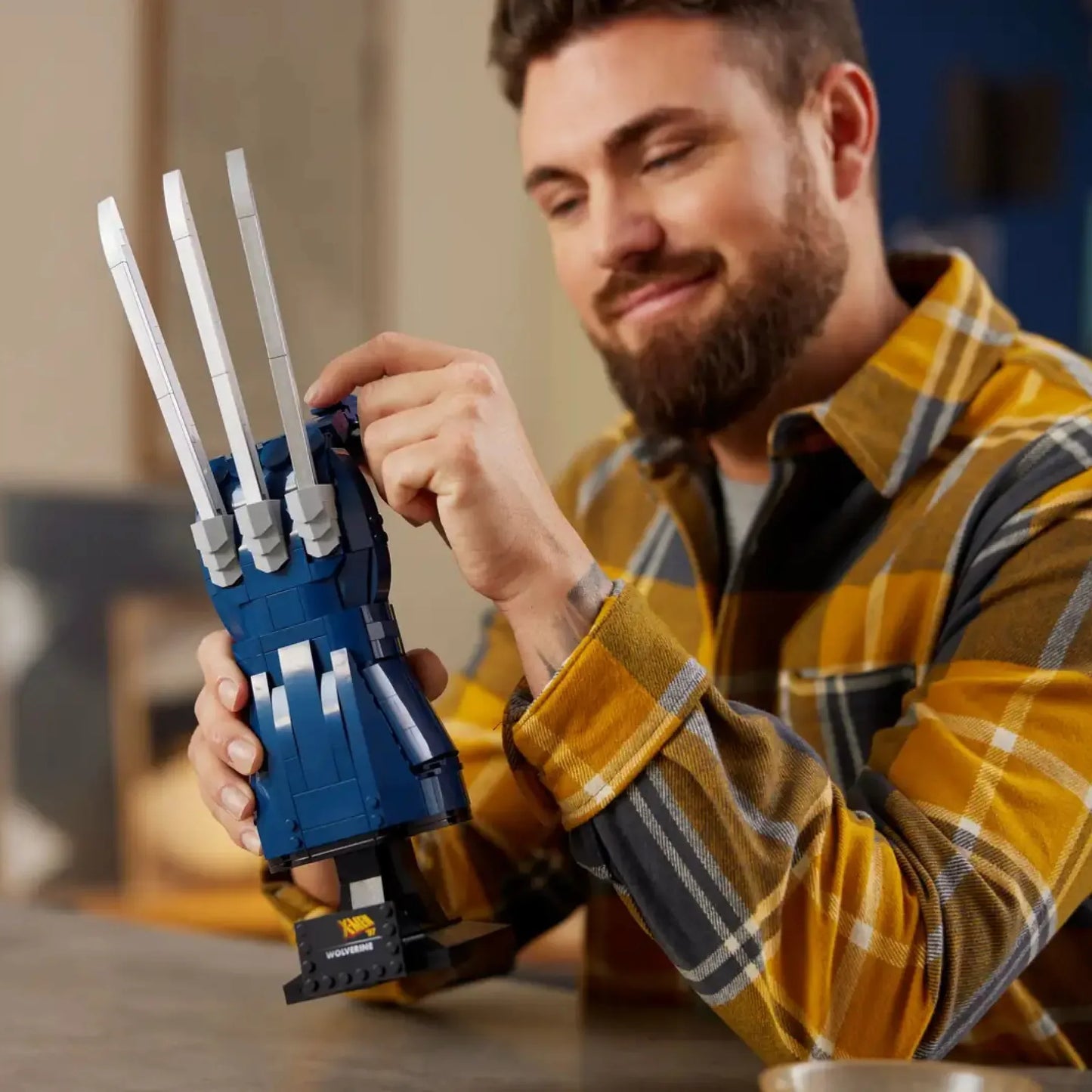 Garras de Adamantium de Wolverine (596 peças)
