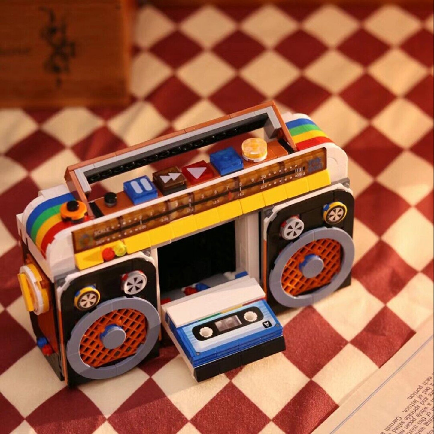 Rádio Retrô 1990's (554 micro-peças)
